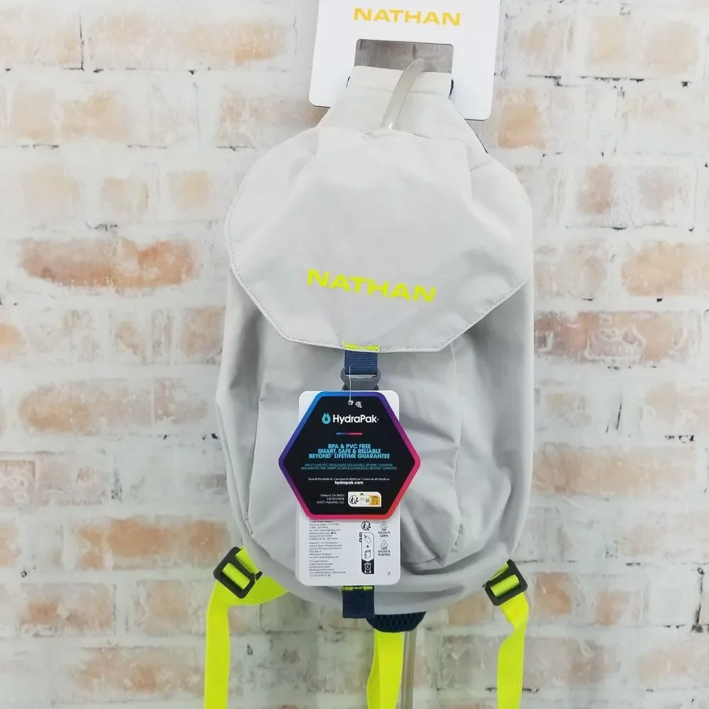 NWT Nathan Limitless Run 6 Liter Sling Hydration Backpack (750 ml / 25 Fl oz.)